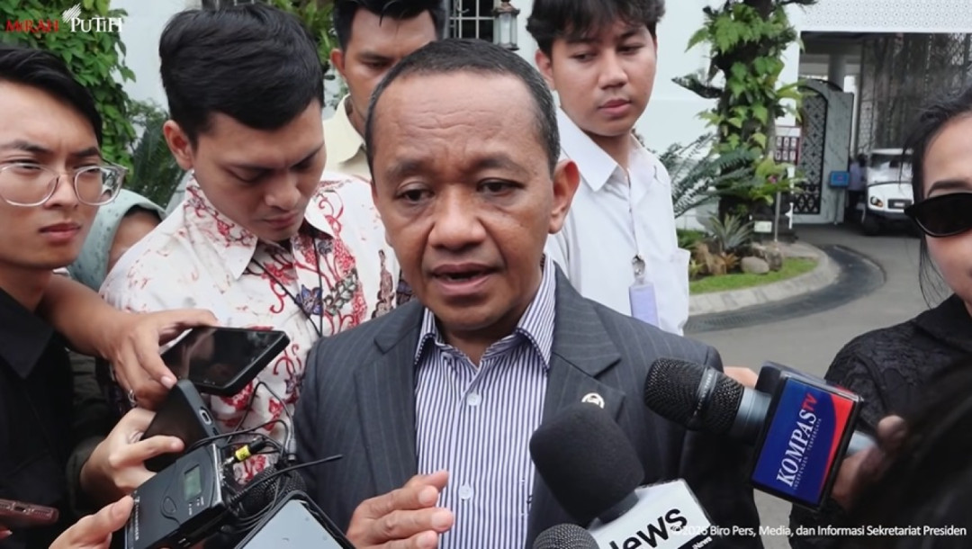 Bahlil Sebut Indonesia Belum Berencana Terapkan WFH Demi Hemat BBM