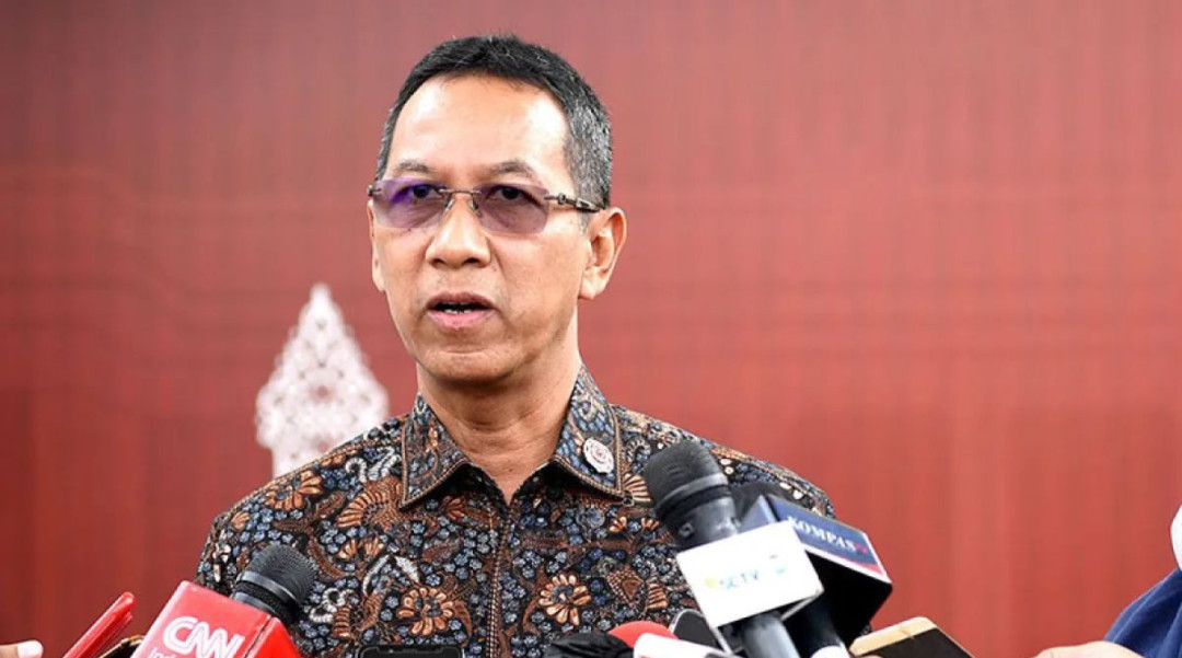 Lepas Rombongan Kirab Bendera Pusaka, Heru Budi Ajak Abang None hingga purna-Paskibraka