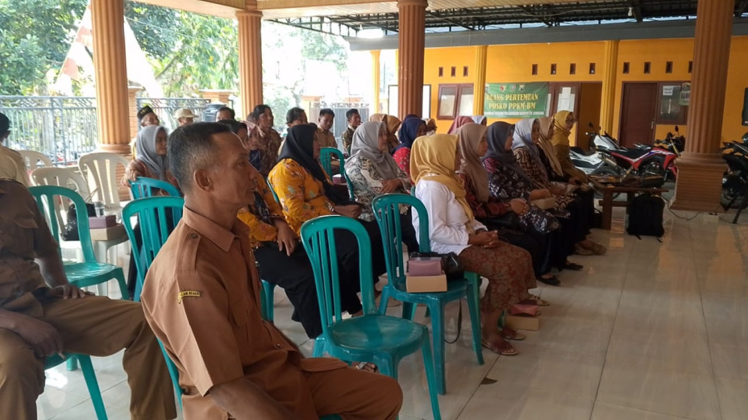 Edukasi Pola Makan B2SA untuk Cegah Stunting di Desa Kromong
