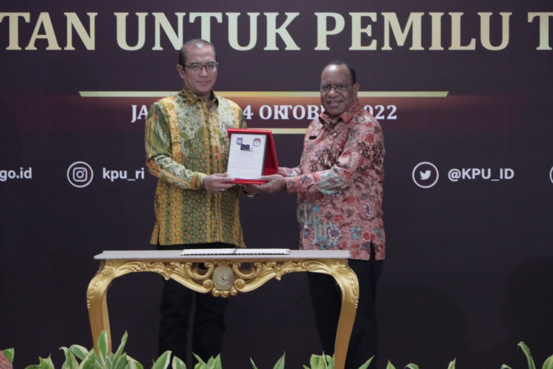 Kemendagri Serahkan DAK2 hingga 275 Juta Jiwa ke KPU untuk Pemilu 2024