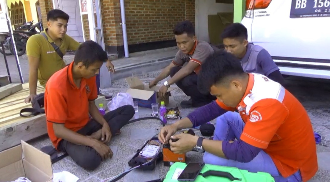 Kabel Optik Telkom Rusak, Jaringan Ponsel di Gunungsitoli Lumpuh Total