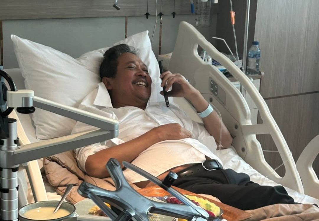 Presiden Prabowo Telepon Menteri Trenggono Usai Pingsan saat Upacara