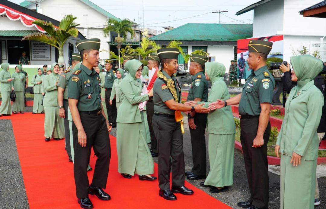 Pesan Mayjen Novi Helmi Prasetia kepada Prajurit Kodim Aceh Tengah: Terus Tingkatkan Keimanan dan Ketaqwaan