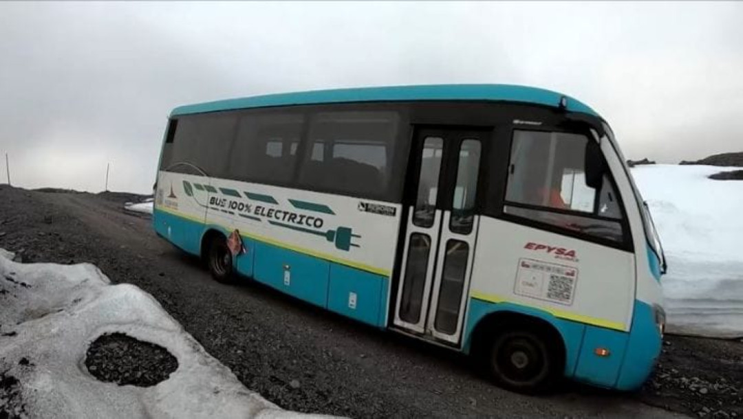 Peluncuran Bus Listrik di Antartika oleh Perusahaan Chili: Sebuah Langkah Inovatif