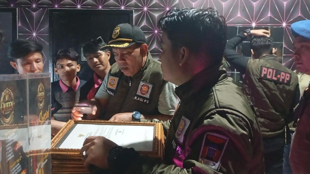 Satpol PP Sidak tempat Hiburan di Kota Padang