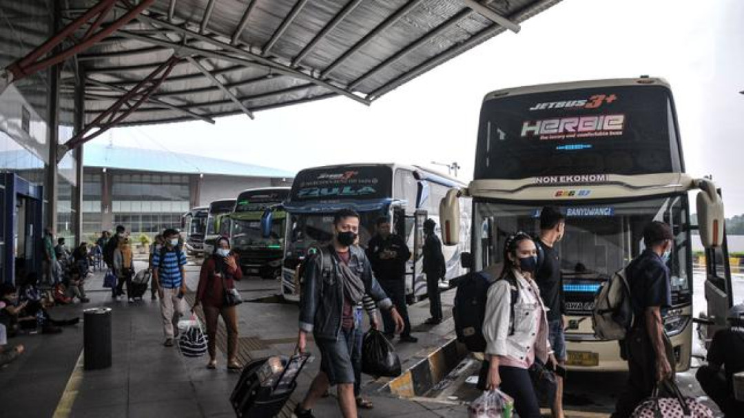Penumpang Angkutan Umum Tembus 10 Juta Orang saat Libur Nataru