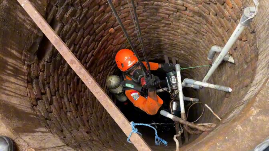 Pria Paruh Baya Ditemukan Meninggal di Dalam Sumur