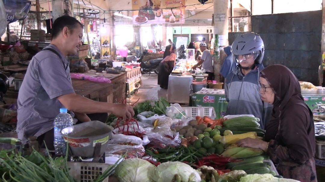 Harga Cabai dan Beras di Pasar Tradisional Ahad Masih Tinggi, Pasokan Jadi Kendala