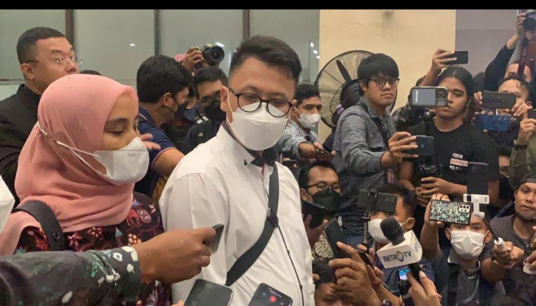 PDFI Beberkan Penyebab Jari Brigadir J yang Patah, Ade: Itu Akibat Jalur Lintasan Peluru