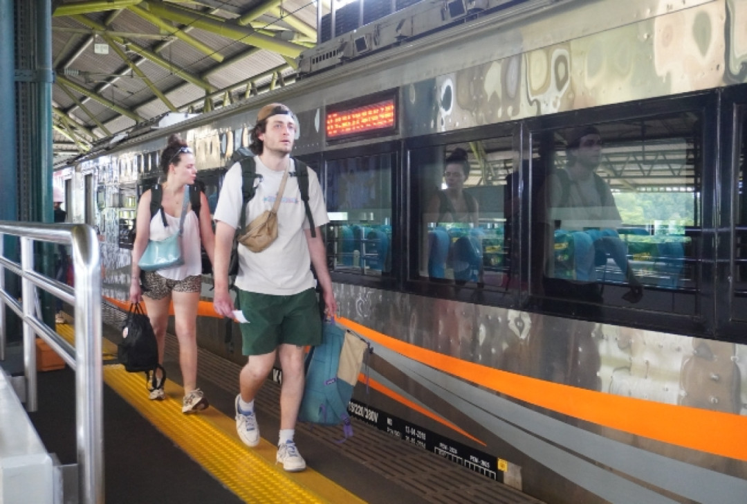 Wisatawan Mancanegara Pengguna Kereta Api KAI Tembus 694 Ribu