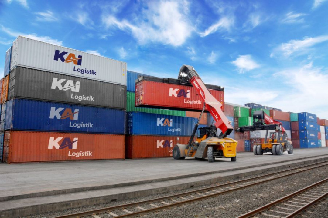 Container Kalog KAI Logistik Dorong Transformasi Distribusi Lewat KA Kontainer