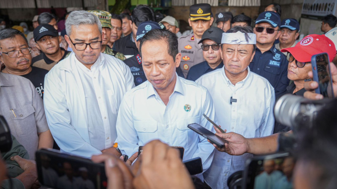 Menteri LH Soroti Emisi Insinerator dan Pengelolaan Sampah Bandung