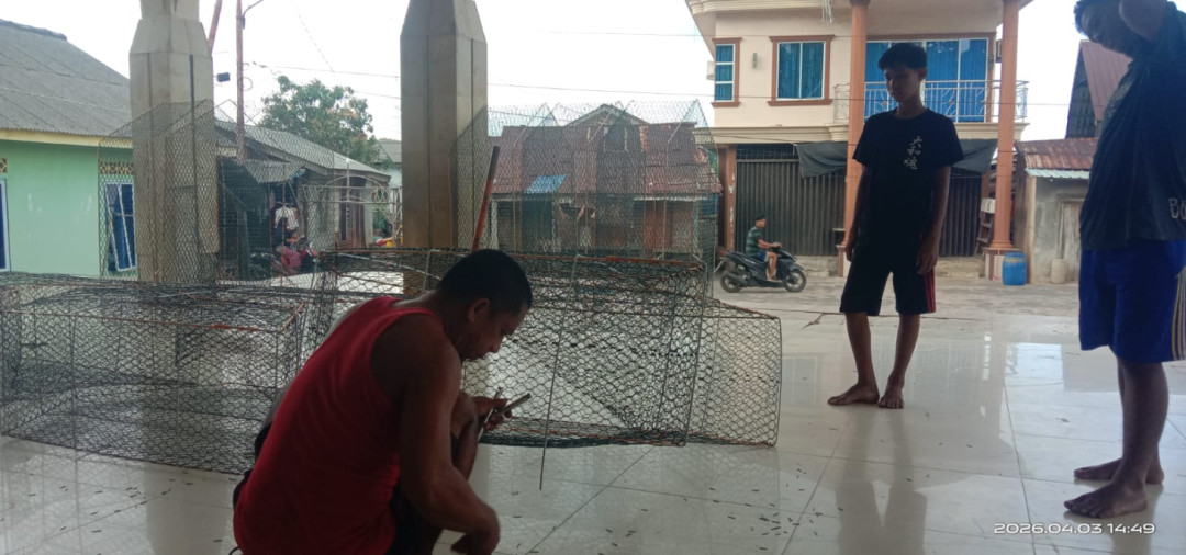 Seni Merangkai Bubu: Mengintip Geliat Ekonomi Kreatif di Desa Kelong