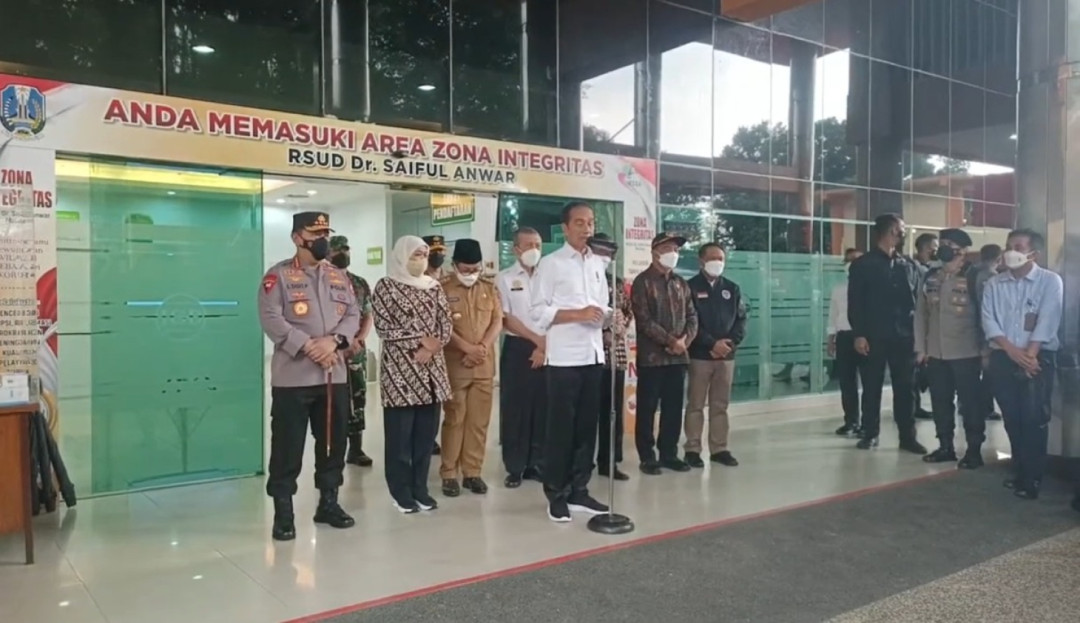 Tiba di Malang, Jokowi Jenguk Korban Tragedi Kanjuruhan di RS Dr. Saiful Anwar
