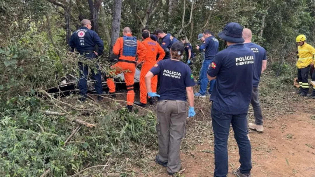 Balon Udara Terbakar, 8 Tewas Tragis