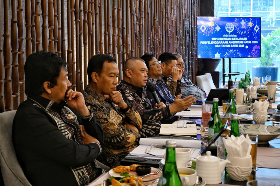 Menhub Dudy: Angkutan Nataru 2025/2026 Berjalan Aman dan Terkendali