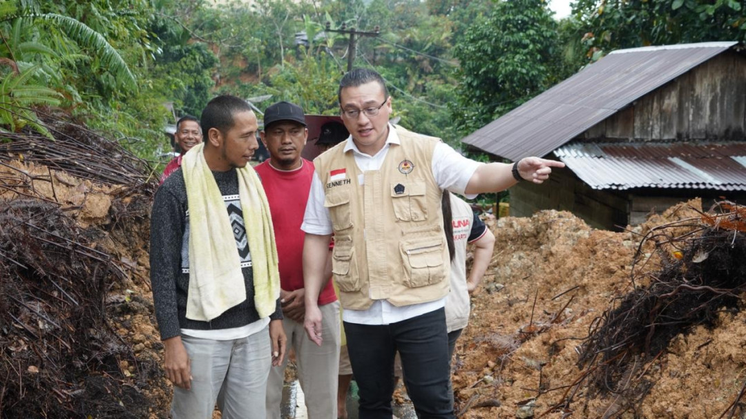 BAGUNA PDIP Tinjau Lokasi Bencana dan Dirikan Dapur Umum di Tapteng