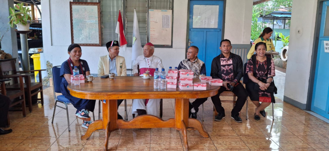 Uskup Larantuka Beri Pesan: Jadilah Garam dan Terang Dunia