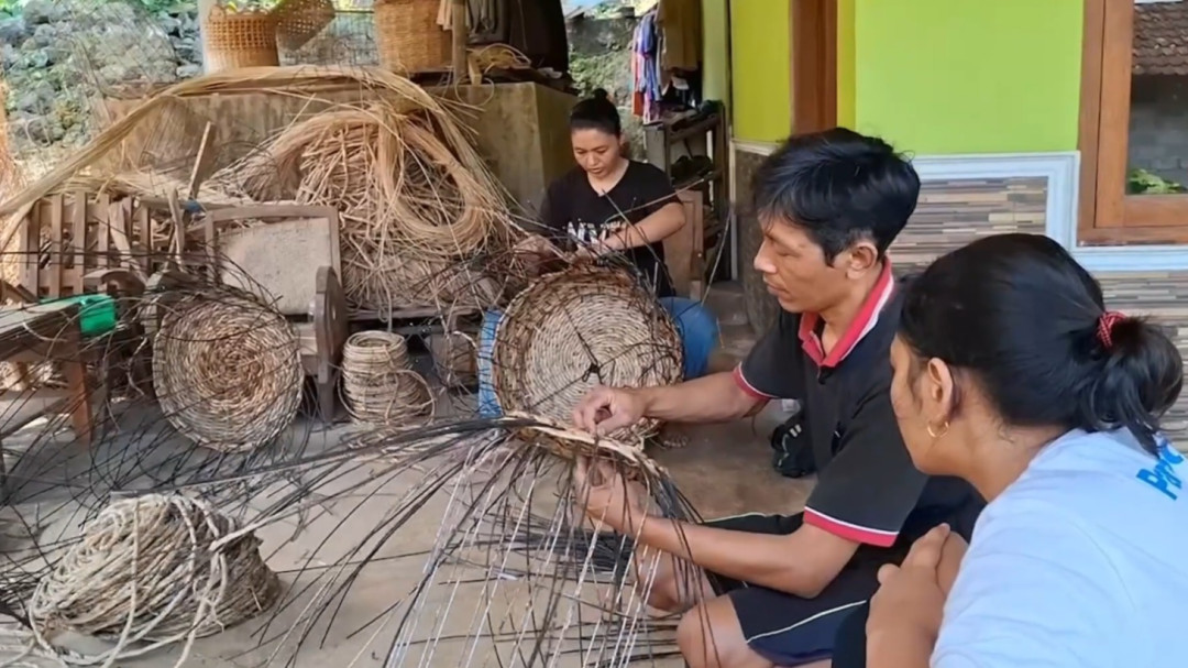 Warga Gunungkidul Ubah Gedebog Pisang Jadi Kerajinan Bernilai Ekspor