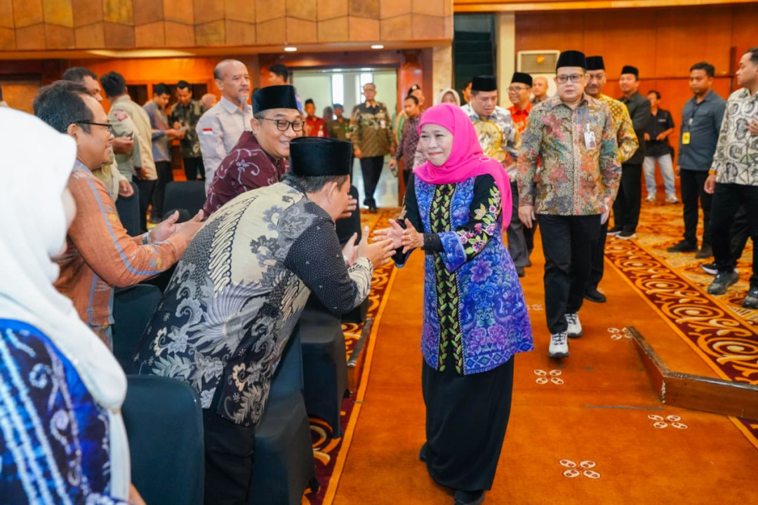 Gubernur Khofifah Tegaskan Percepatan Sertifikasi Tanah Wakaf di Jawa Timur