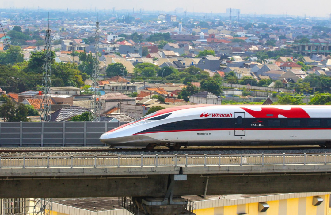 Arus Balik Iduladha, Hari Ini Tiket Kereta Cepat Whoosh Terjual 10 Ribu