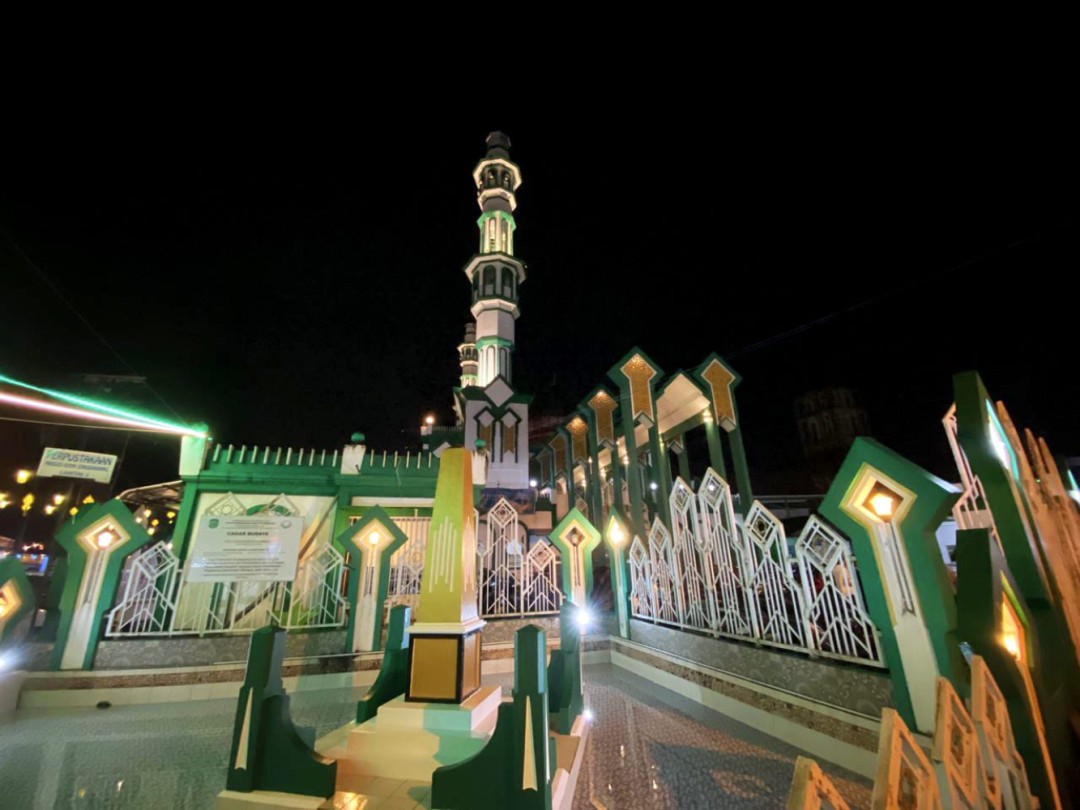 Masjid Raya Singkawang, Jejak Sejarah 1870-an yang Tetap Kokoh Hingga Kini