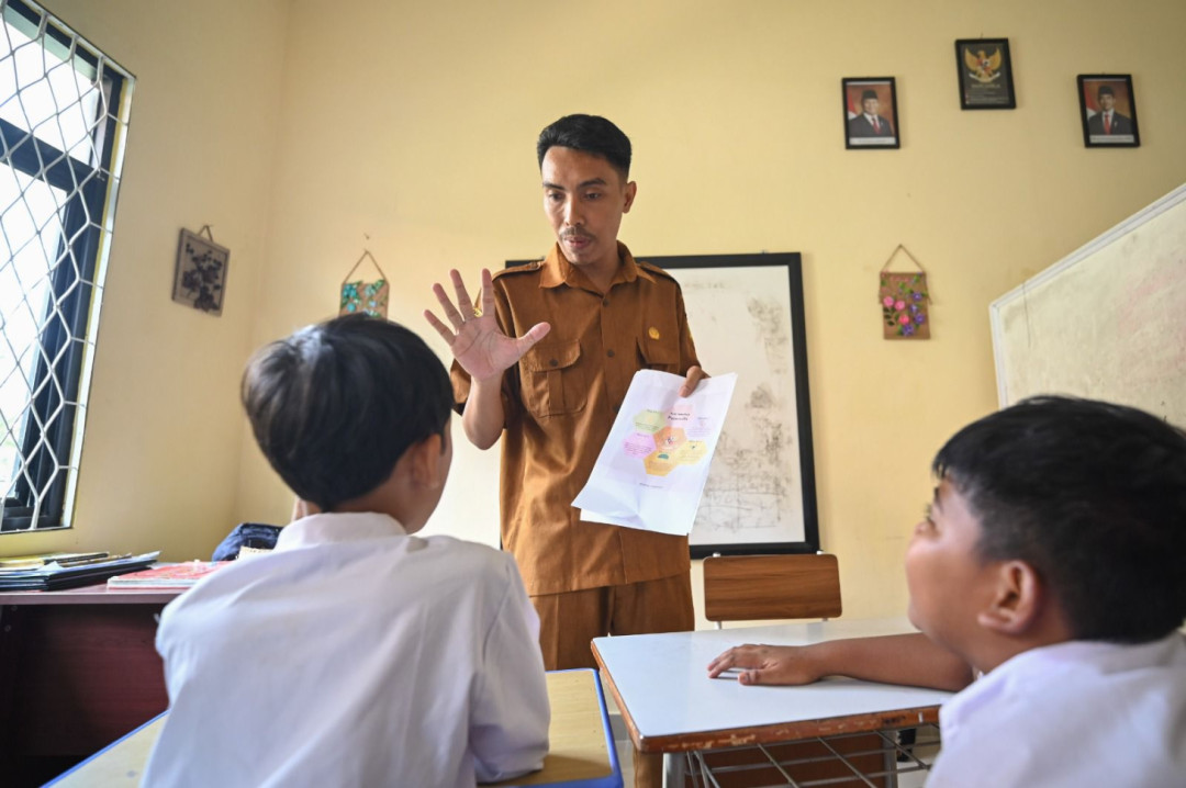 Kemendikdasmen Beri Relaksasi Dana BOSP untuk Honor Guru Non-ASN