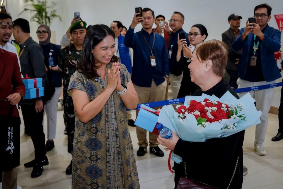 Sambut Wisatawan Perdana 2026, Wamenpar Optimis Kunjungan Pariwisata Terus Meningkat