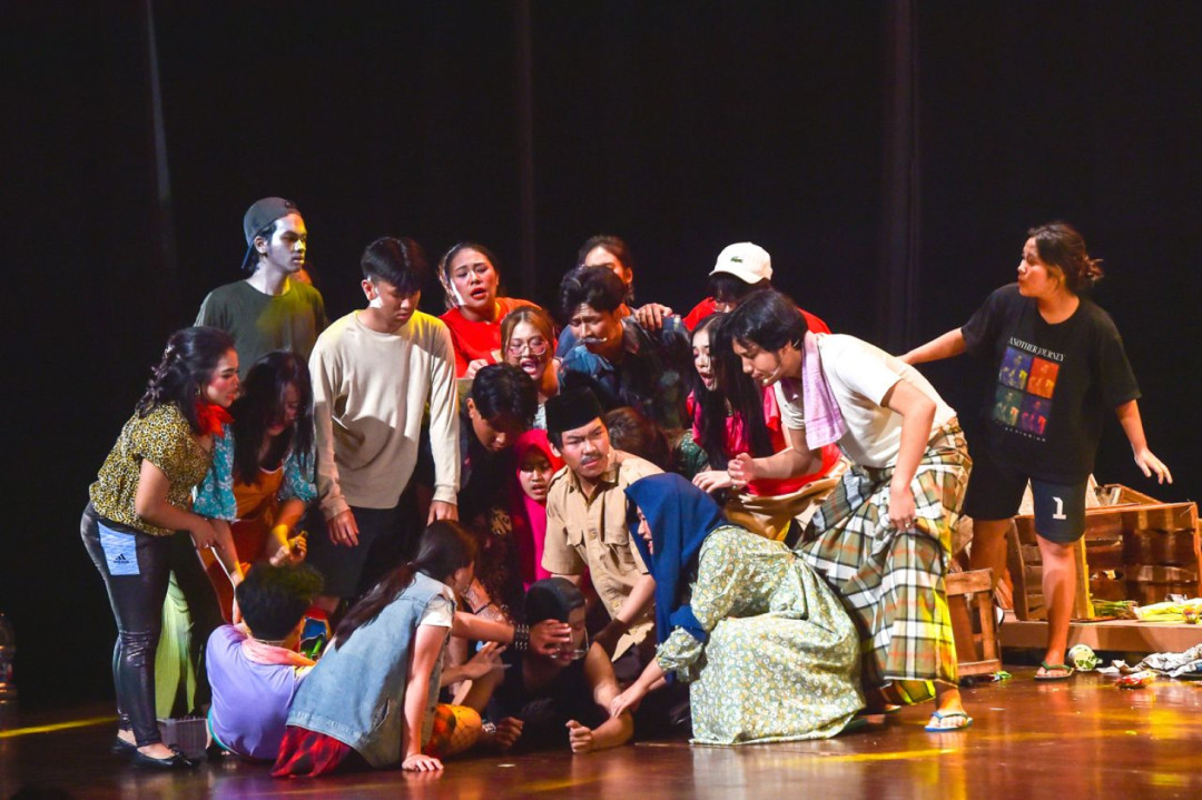 Wamen Irene Dorong Mahasiswa Kembangkan Teater Musikal Berbasis Budaya