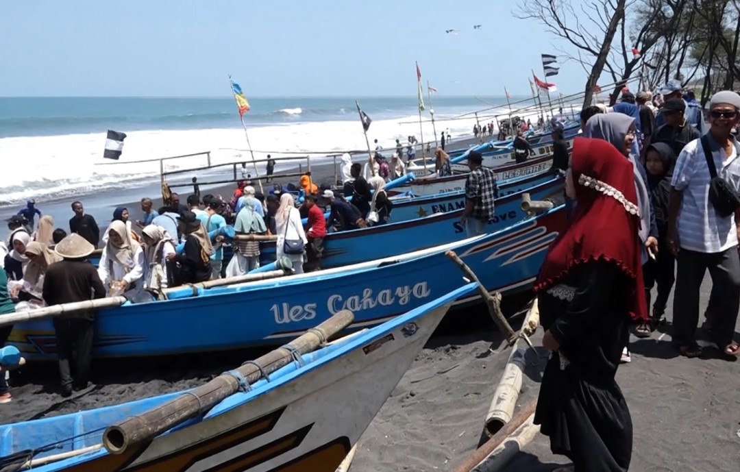 Pantai Baru Bantul, Destinasi Wisata Sekaligus Surga Ikan Segar Murah
