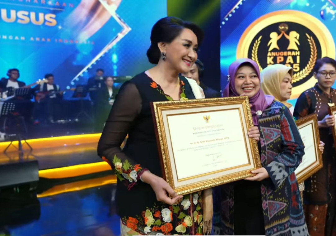 Giwo Rubianto Raih Anugerah KPAI 2025, Ingatkan Urgensi Perlindungan Anak