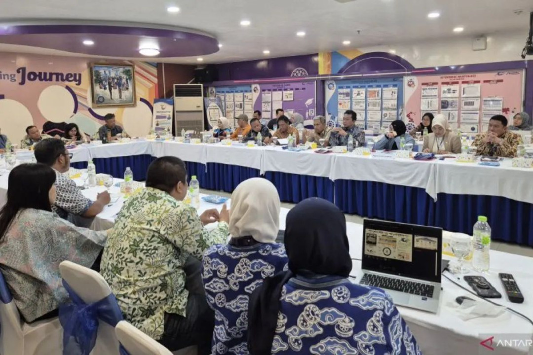 Komisi VII DPR RI Minta PT Mondelez Indonesia Produksi Biskuit Rendah Gula