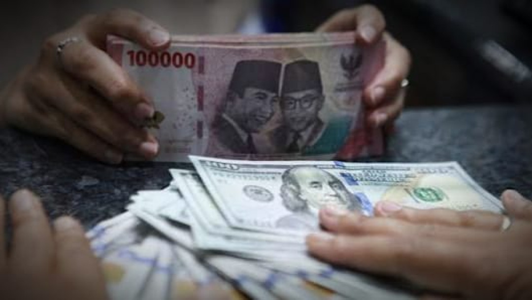 Rupiah Ditutup Perkasa di Akhir Pekan