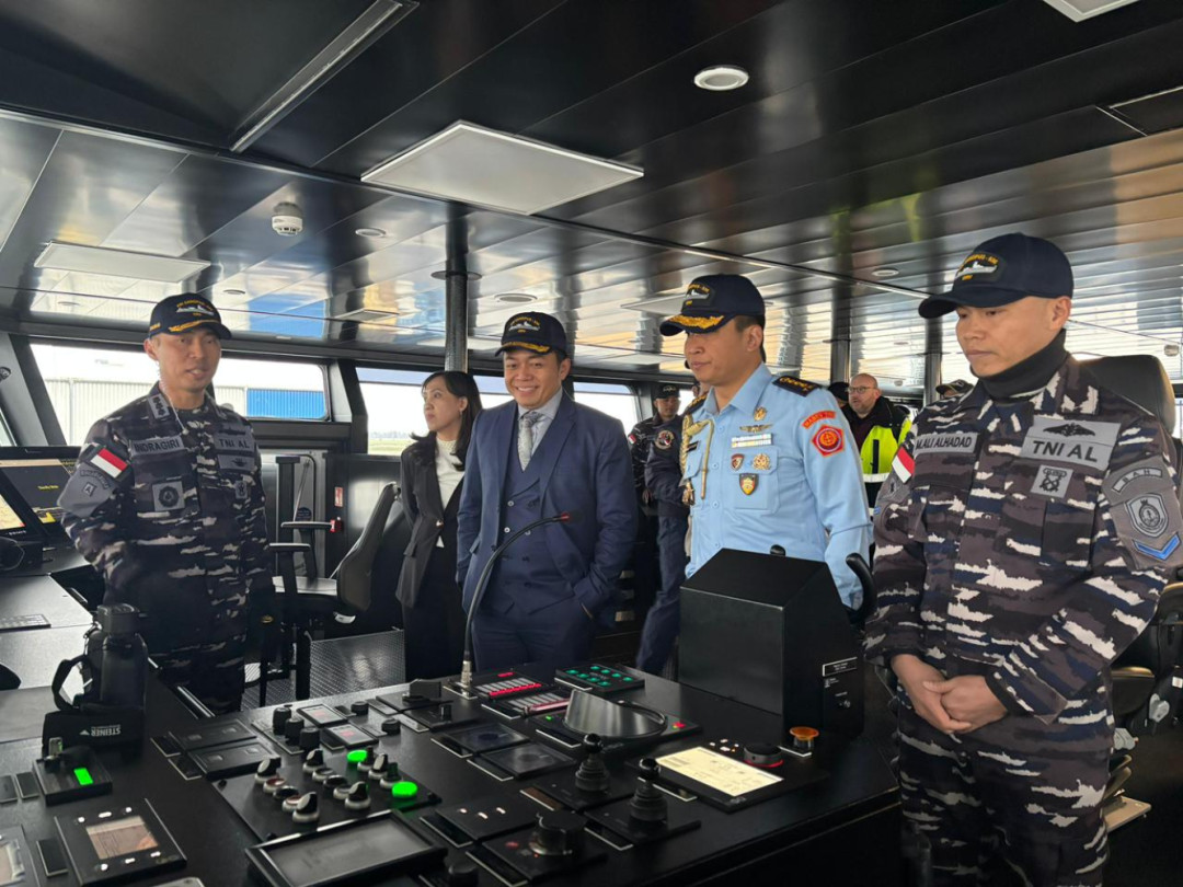 KRI Canopus-936 Memulai Pelayaran Perdana ke Indonesia