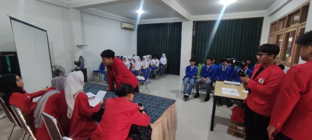 Kegiatan Kuliah Peduli Negeri Terkait Pengelolaan Konten Media Sosial