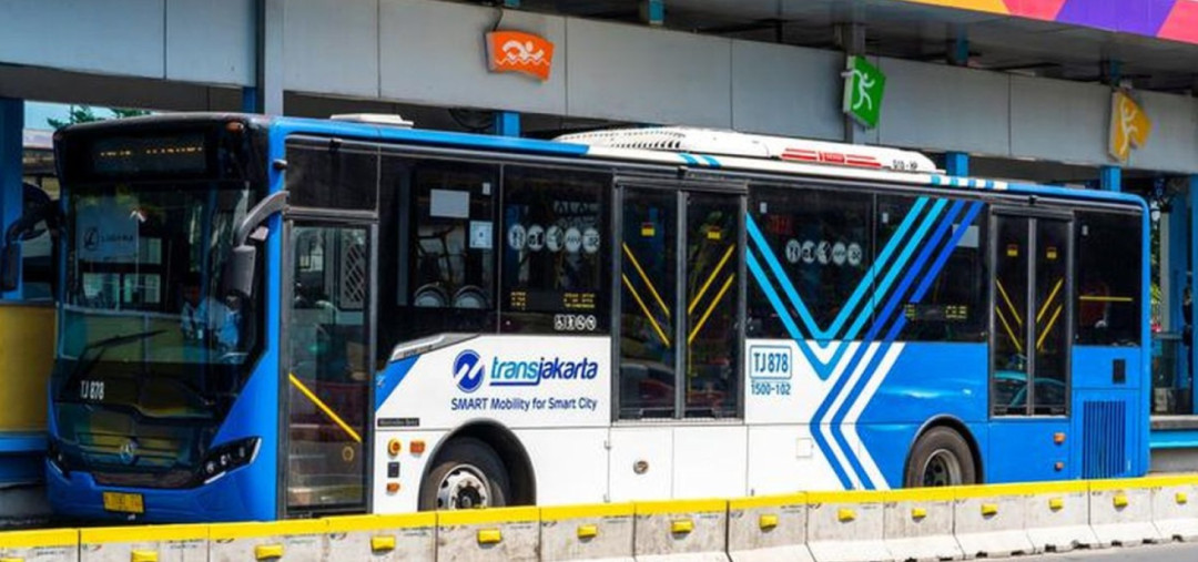 Ribuan Bus Transjakarta Layani Rute Normal Pascakerusuhan