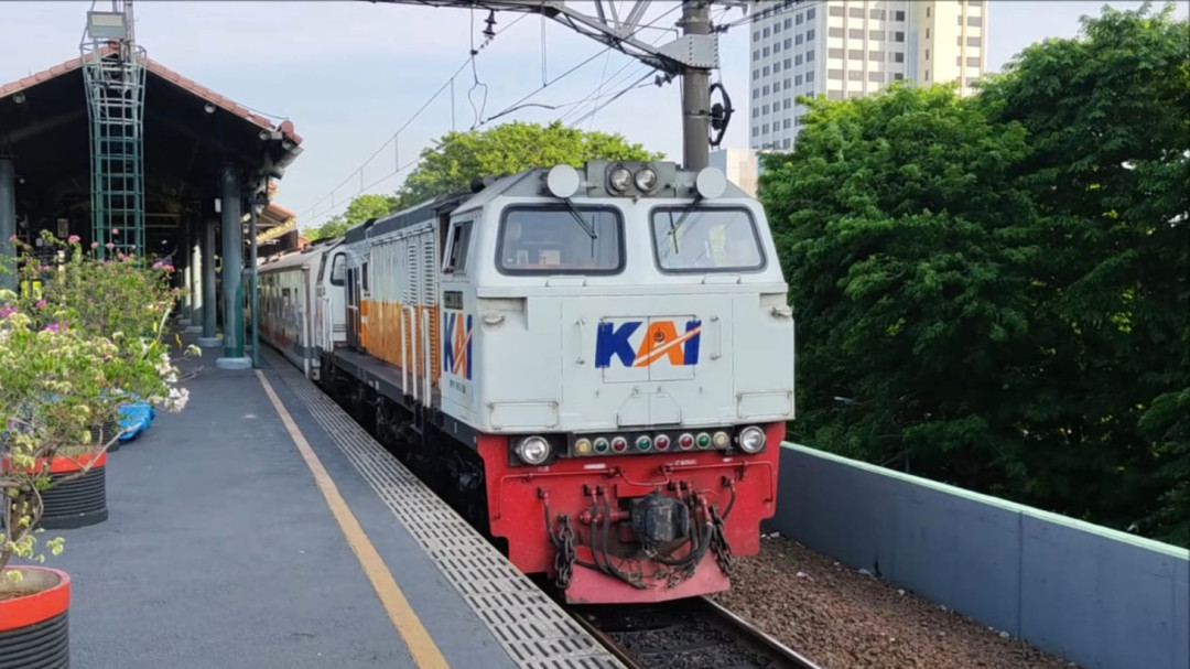 Operasional KA dari Stasiun Gambir dan Pasar Senen Kembali Normal