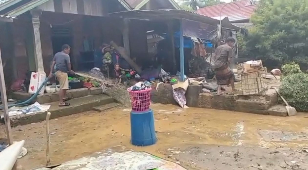 Hujan Deras Picu Banjir di Empat Kecamatan Merangin