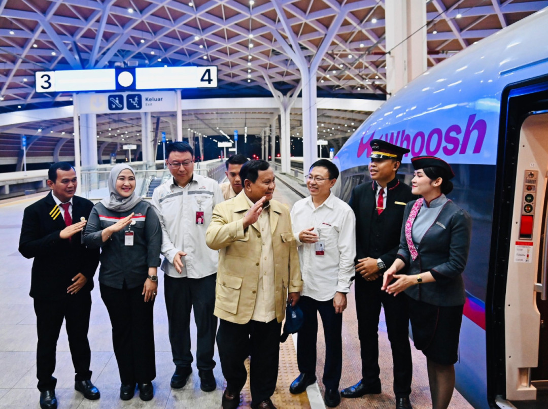 Whoosh Aman! Utang Kereta Cepat Jakarta–Bandung Tak Akan 'Disedot' dari APBN