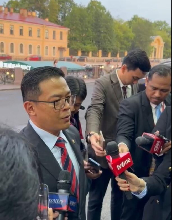 Situasi Makin Gawat, Menlu Naikkan Status Iran ke Siaga 1 dan Siapkan Evakuasi WNI