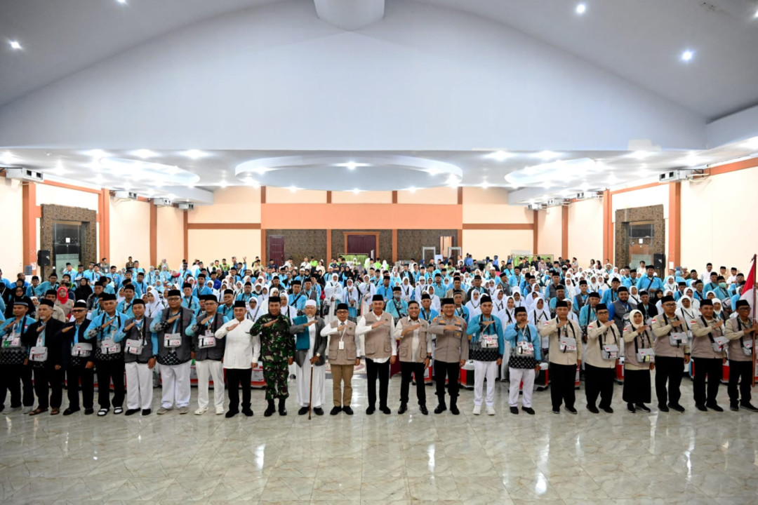 Lepas Kloter 1 Jemaah Haji Sumut, Sekdaprov: Jadilah Cerminan Terbaik Daerah