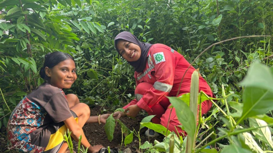 Peringati Hari Bumi, Pertamina Patra Niaga Lakukan Penanaman Pohon di Sikka