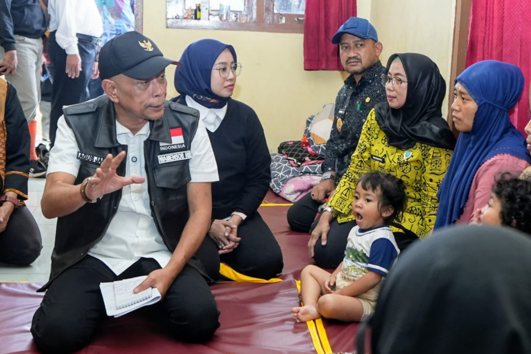 Wamensos Salurkan Bantuan untuk Korban Banjir Pemalang