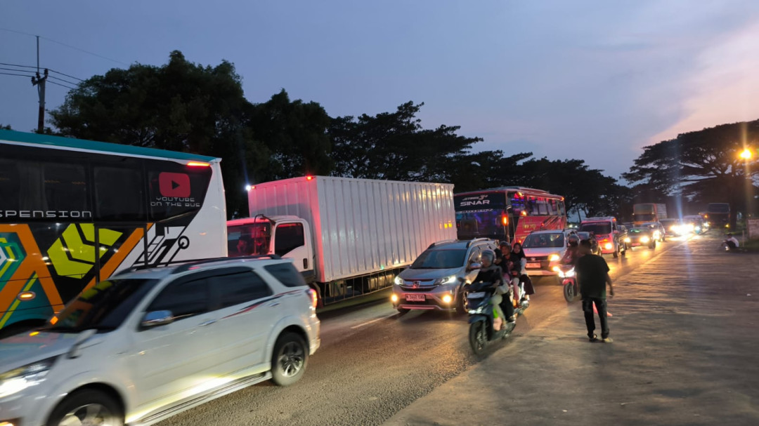 Lawan Arus Balik, Lalin Gebang Kulon–Ajibarang Merayap