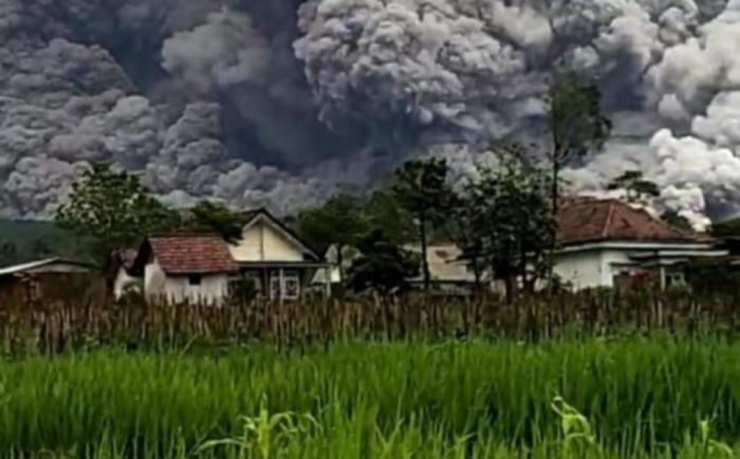 Beberapa CCTV Pemantau Semeru Sempat Mati, Badan Geologi Perkuat Tim Lapangan