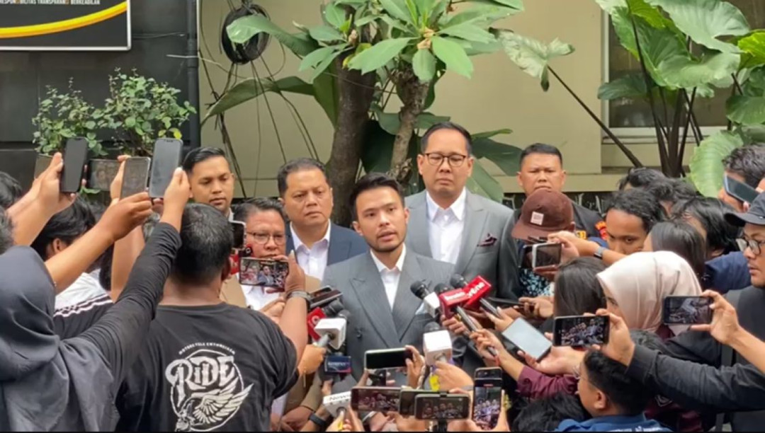 Kasus Tudingan Ijazah Palsu, Jokowi Resmi Polisikan Roy Suryo dan Kawan-Kawan