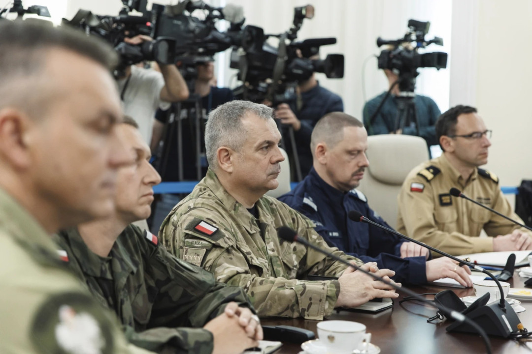 NATO Kirim Jet Tempur Buru Drone Rusia yang Masuk Polandia