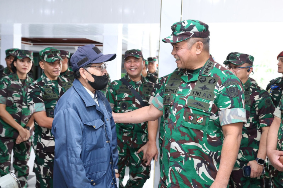 Kasad Tinjau RS Dustira Tekankan Pelayanan Medis Cepat dan Profesional