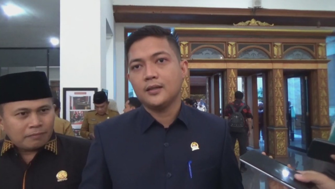 DPRD Tetapkan Al Haris-Sani Sebagai Gubernur dan Wagub Jambi Terpilih