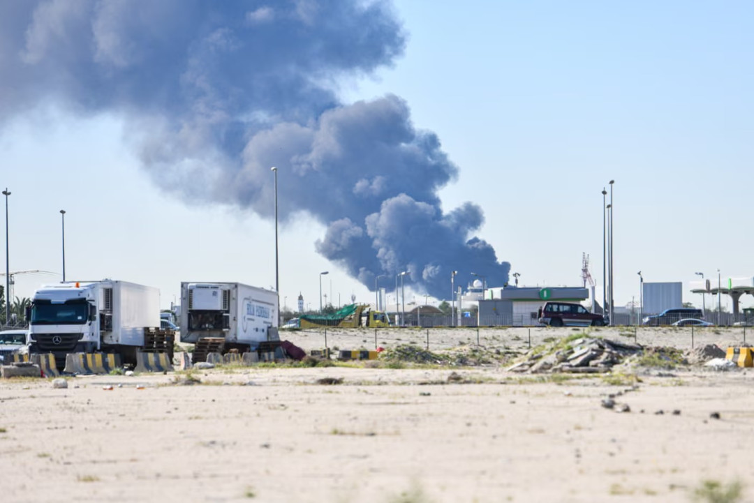 Ketegangan AS-Iran Meningkat Jelang Batas Waktu Hormuz